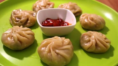 அருமையான சிக்கன் மோமோஸ் எப்படி செய்வது?பார்க்கலாம் வாங்க!