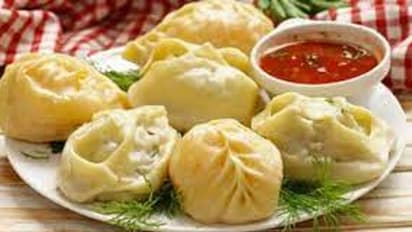 மோமோஸ் சாப்பிடணும்னு நினைக்கிறீங்களா? அப்போ மருத்துவமனைக்கு செல்ல ரெடியா இருங்க..!!