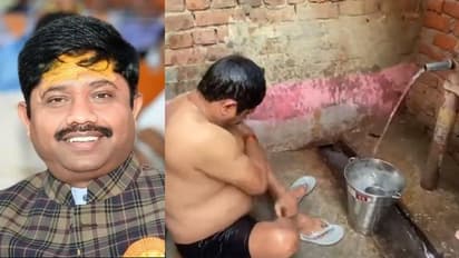 പ്രവര്ത്തകരുടെ വീട്ടില് രാവിലെ കുളി: ആറ് ദിവസത്തിനുള്ളില് രണ്ടാം വീഡിയോ പങ്കുവച്ച് യുപി മന്ത്രി