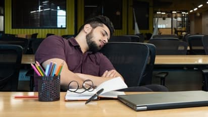 వావ్.. మధ్యాహ్నం ఓ చిన్న కునుకు తీస్తే ఇన్ని బెనిఫిట్స్ ఉంటాయా..?