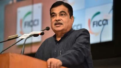 नितिन गडकरी: शहर के केंद्र से 150 किमी के भीतर मिलेगी स्क्रैपिंग सुविधा, सड़कों पर नहीं दिखाई देंगे खराब वाहन