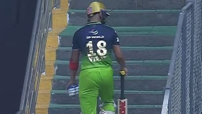 IPL 2022 : ദയനീയം വിരാട് കോലി! അമ്പരപ്പ് മാറാതെ ആരാധകര്‍; ആശ്വസിപ്പിച്ച് സഞ്ജയ് ബംഗാര്‍- വീഡിയോ വൈറല്‍