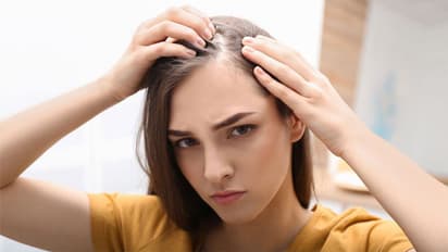 Home Remedies For Grey Hair :  അകാലനരയാണോ പ്രശ്നം? വീട്ടിലുണ്ട് മൂന്ന് പ്രതിവിധികൾ