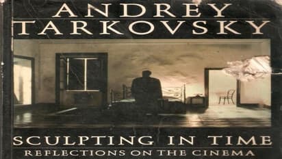 ఐడియా, ఇమేజ్ లను సమ్మిళితం చేసిన " స్కల్ప్ టింగ్ ఇన్ టైమ్ " (Sculpting in Time)