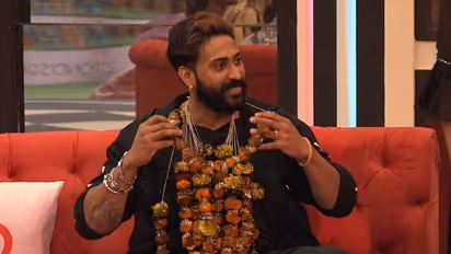 Bigg Boss: രഹസ്യ മുറിയിലെ ആ രണ്ട് പേര്‍; പുറത്താകാതിരുന്നിട്ടും വീട്ടിനുള്ളില്‍ ഒറ്റപ്പെട്ട് റോണ്‍സണ്‍ 