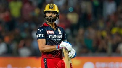 IPL 2022 : ആദ്യ പ്രഹരമേല്പ്പിച്ച് രാജസ്ഥാന് റോയല്സ്; ആര്സിബി തിരിച്ചടിക്കുന്നു