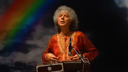 ഹൃദയം നിറച്ച  സന്തൂ‍ര്‍ സംഗീതം ബാക്കി: സംഗീതജ്ഞൻ പണ്ഡിറ്റ് ശിവകുമാ‍ര്‍ ശര്‍മ്മ അന്തരിച്ചു