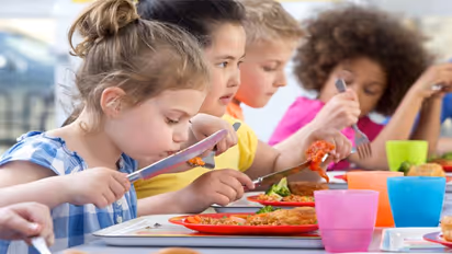 Lunch Recipes For Kids: बच्चों के खाने के लिए बनाएं ये 5 चीजें, टेस्टी के साथ सिर्फ 10 मिनट में हो जाएगी तैयार