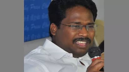 அசிங்க அசிங்கமான பேச்சு.. போற இடமெல்லாம் பிரச்சனை.. ரெம்ப மோசமானவர் இந்த சூர்யா சிவா.. Ex டிரைவர் பகீர்.