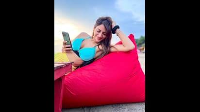 নিখোঁজ নুসরত, শোরগোলের মধ্যেই স্টেজ শো-এর ছবি পোস্ট নায়িকার, সাংসদকে দেখে রেগে আগুন সাইবারবাসী