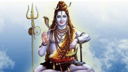 ৪ টি শুভ যোগের সংমিশ্রণ হবে আষাঢ়ে সোম প্রদোষ ব্রতের দিন, মিলবে অটুট সৌভাগ্য ও আর্থিক উন্নতি