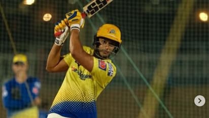 প্রেমে বাধা হয়নি ধর্ম, এই ভারতীয় ক্রিকেটাররা হিন্দু হয়েও বিয়ে করেছেন মুসলিম মহিলাদের 