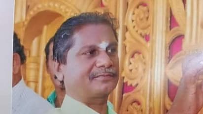 அதிர்ச்சி..! தப்பை தட்டி கேட்டதால் வெட்டிக்கொலை.. அதிமுக பெண் பிரமுகர் மகனிடம் கிடுக்குப்பிடி விசாரணை..