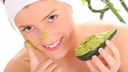 किचन में छिपा है आपका ब्यूटी सीक्रेट, इन 5 चीजों से चेहरे से लेकर बालों तक का रख सकते हैं ख्याल