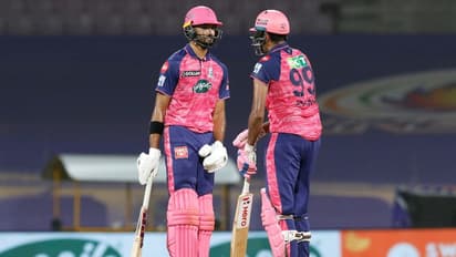 IPL 2022 : ഗുജറാത്ത് ടൈറ്റന്‍സ്-രാജസ്ഥാന്‍ റോയല്‍സ് സൂപ്പര്‍പോരാട്ടം; ആവേശം മഴ കവരുമോ? 