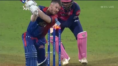 IPL 2022 : വിഷു ബംബർ! ബെയ്‌ല്‍സ് ഇളകിയിട്ടും രക്ഷപ്പെട്ട് ഡേവിഡ് വാര്‍ണര്‍, കണ്ണുതള്ളി ചാഹല്‍- വീഡിയോ