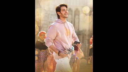 SVP Review: 'సర్కారు వారి పాట' ప్రీమియర్ షో టాక్.. పక్కా మాస్, మహేష్ ఆట పాట అదిరింది, కానీ 