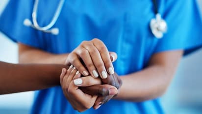 International Nurses Day 2022 :  ഭൂമിയിലെ മാലാഖമാർക്കായി ഒരു ദിനം; ഇന്ന് ലോക നഴ്സസ് ദിനം