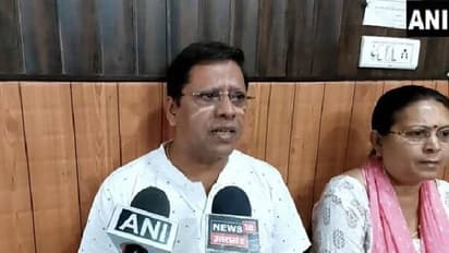 പേരക്കുട്ടിയെ നൽകുന്നില്ല, മകനും മരുമകൾക്കുമെതിരെ കേസ് കൊടുത്ത് മാതാപിതാക്കൾ