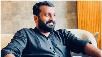   കൊല്ലത്ത് മാധ്യമപ്രവര്‍ത്തകന് റെയില്‍വേ പൊലീസിന്‍റെ മര്‍ദ്ദനം; നടപടിയാവശ്യപ്പെട്ട് മുഖ്യമന്ത്രിക്ക് പരാതി