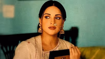 Himanshi Khurana gives major 'Mastani' vibes in her latest video (Watch)