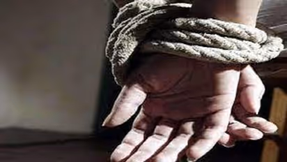 రూ.30వేల కోసం.. మాజీ లవర్ ను కిడ్నాప్ చేయించిన ప్రియురాలు.. ఎక్కడంటే..