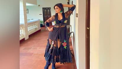 Shweta Tiwari ಬೋಲ್ಡ್‌ ಫೋಟೋ ಶೂಟ್‌; 2 ಮಕ್ಕಳ ತಾಯಿ ಅಂತ ಯಾರೂ ಹೇಳಲ್ಲ!