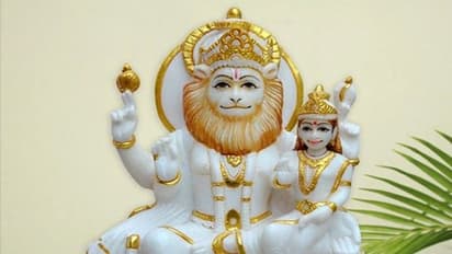 Narasimha Jayanti 2022: कर्ज से हैं परेशान तो आज इस विधि से करें नृसिंह स्त्रोत का पाठ, दूर होगी परेशानी