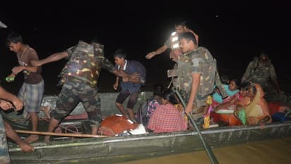 Assam flash floods : అస్సాంలో వరదల బీభత్సం.. ముగ్గురు మృతి.. 94 గ్రామాలపై ప్రభావం..