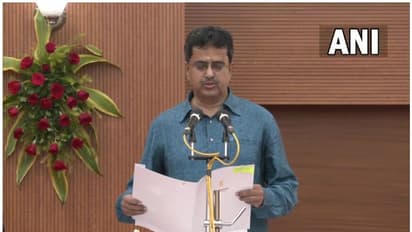 മണിക് സാഹ ത്രിപുര മുഖ്യമന്ത്രി; സത്യപ്രതിജ്ഞ ചെയ്ത് അധികാരമേറ്റു