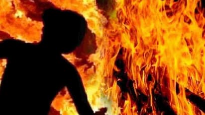 2வது திருமணம் செய்த கணவர்..ஒட்டுமொத்த குடும்பத்துக்கே தீ வைத்த முதல் மனைவி !