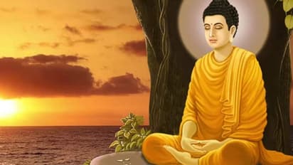 Gautam Buddha Quotes: गौतम बुद्ध के 8 विचार जो बदल सकते हैं आपका जीवन और बचा सकते हैं परेशानियों से