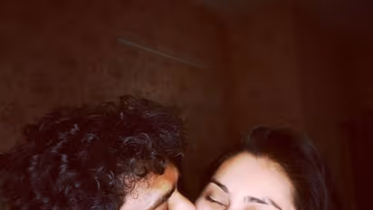 கர்ப்பம் கலைந்துவிட்டதால் மன உளைச்சல்... நடக்கவே கூடாதுனு கண்டிஷன் போட்ட கணவர் - மனம்திறந்த நடிகை நமீதா