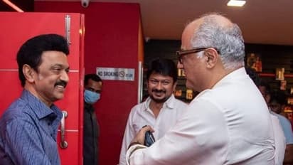 மகனின் படத்தை பார்த்து நெகிழ்ந்து போன முதலமைச்சர்..நேற்று இரவு நடந்த மாஸ் சம்பவம்!