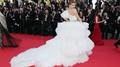 Cannes 2022: Urvashi Rautela ಚೊಚ್ಚಲ ರೆಡ್ ಕಾರ್ಪೆಟ್‌ ಫೋಟೋ ವೈರಲ್‌