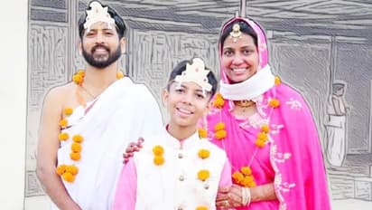 ಗೋಶಾಲೆ, ಬಡವರಿಗೆ 11 ಕೋಟಿ ರೂ. ಸಂಪತ್ತು ದಾನ: 11 ವರ್ಷದ ಪುತ್ರ, ಪತ್ನಿ ಜೊತೆ ಸನ್ಯಾಸತ್ವ ಸ್ವೀಕರಿಸಿದ 'ಕುಬೇರ'!