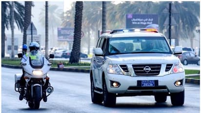 റോഡ് മുറിച്ചു കടക്കുന്നതിനിടെ പ്രവാസിയെ വാഹനമിടിച്ചു; ഡ്രൈവറെ 45 മിനിറ്റില് അറസ്റ്റ് ചെയ്ത് ഷാര്ജ പൊലീസ്