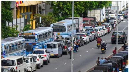 പെട്രോൾ വാങ്ങാൻ പണമില്ല, പമ്പുകളിൽ ക്യൂ നിൽക്കരുതെന്ന് പൗരന്മാരോട് ഈ രാജ്യം!