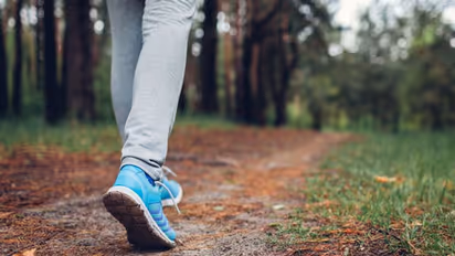 सिद्धा वॉकिंग से दूर होती हैं 7 तरह की बीमारियां, घर में भी रखकर कर सकते हैं इसका अभ्यास