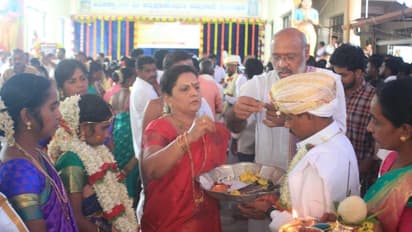 6 ಜೋಡಿಗಳಿಗೆ ಕಣಭ್ಯಾಗ, ಕೇವಲ 10 ನಿಮಿಷದಲ್ಲಿ ಮುಗಿದ ಮದ್ವೆ