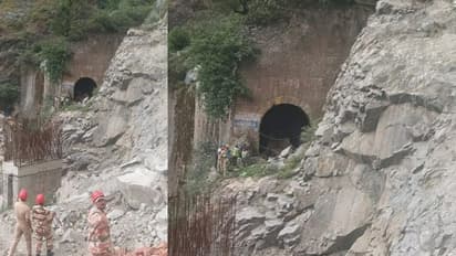 ജമ്മു കശ്മീരിൽ മണ്ണിടിച്ചിൽ, നിർമ്മാണത്തിലിരിക്കുന്ന തുരങ്കത്തിൽ കുടുങ്ങി തൊഴിലാളികൾ, രക്ഷാപ്രവർത്തനം ദുഷ്കരം