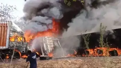 गुजरात में बड़ा हादसा: टक्कर इतनी भयानक की हाईवे बना श्मशान, 6 लोगों की जिंदा जलकर मौत, नहीं जलानी पड़ी चिता