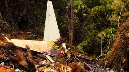 മംഗലാപുരം വിമാന ദുരന്തം; 12 വര്ഷമായിട്ടും നഷ്ടപരിഹാരമില്ല, നിയമ പോരാട്ടവുമായി മരിച്ചവരുടെ കുടുംബങ്ങള്