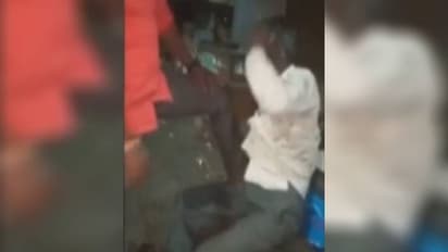 நீ முஸ்லிமா ? என கேட்டு நடுரோட்டில் தாக்கப்பட்ட முதியவர் உயிரிழப்பு... பா.ஜ.க. பிரமுகர் கைது..!