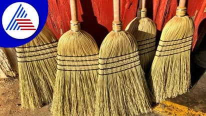 Broom:  தந்தேரஸ் திருநாளில்  துடைப்பம் ஏன் வாங்குகிறோம்? அப்படி! வாங்கும்போது இந்த தவறை மட்டும் செய்யாதீர்கள்