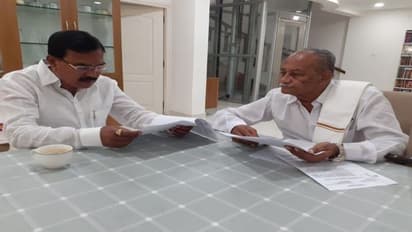 తెలంగాణ వ్యవసాయ విధానం భేష్..: మంత్రి సింగిరెడ్డితో మాజీ మంత్రి శోభనాద్రీశ్వరరావు భేటీ, కీలక సూచనలు