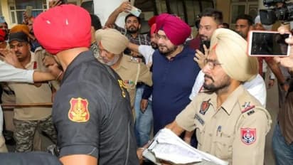 जेल की दाल-रोटी नहीं खाने पर नवजोत सिद्धू को लाया गया अस्पताल, डॉक्टर करेंगे जांच...क्यों चाहिए स्पेशल डाइट