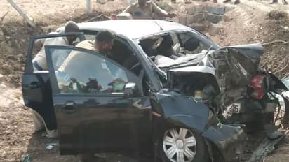 கோவிலுக்கு சென்று ஊர் திரும்பிய போது பயங்கரம்.. ஒரே குடும்பத்தை சேர்ந்த 4 பேர் ரத்த வெள்ளத்தில் உயிரிழப்பு.!