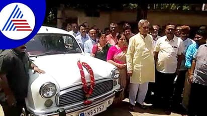 ನೆಚ್ಚಿನ ಕಾರಿನಲ್ಲಿ ಬಂದು ಪತ್ನಿ ಸಮೇತ ನಾಮಪತ್ರ ಸಲ್ಲಿಸಿದ Basavaraj Horatti 
