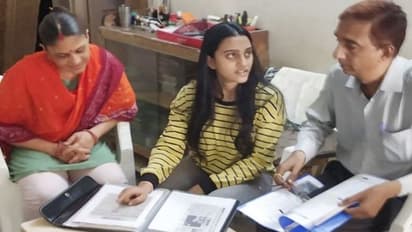 मध्य प्रदेश की इस बेटी ने शाहरुख खान और अजय देवगन के लिए भेजा 5 रुपए का मनी ऑर्डर, वजह दिल छू जाने वाली